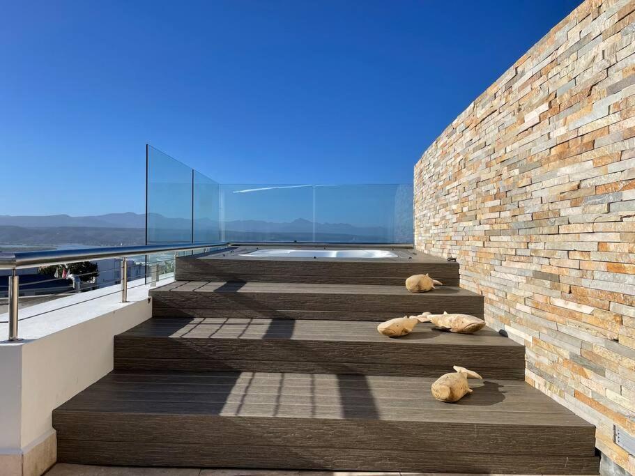 The Upper Deck Penthouse Plettenberg Bay Exterior photo